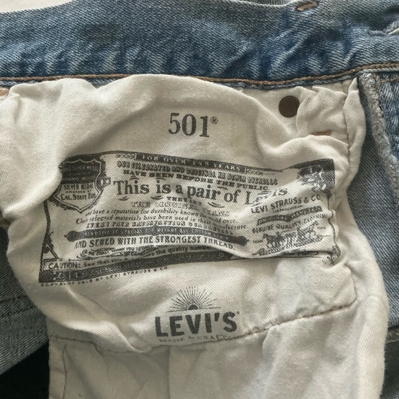 Levi's 501 Original Made & Crafted High Rise Button Fly Jeans Size 30/30 - Picture 15 of 17